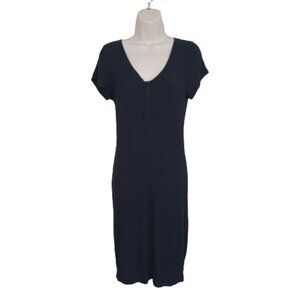 Ellen Women's Dress Size S Black Color Striped V-Neck Short Sleeve Pullover